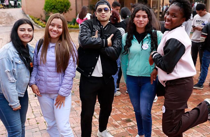 Renta Joven entregó primer pago por 105.946 millones de pesos a 118.733 participantes.