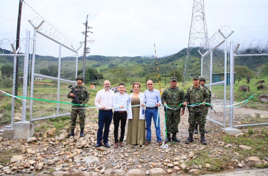 Inauguración de cerramiento al batallón estratégico y vial número 4