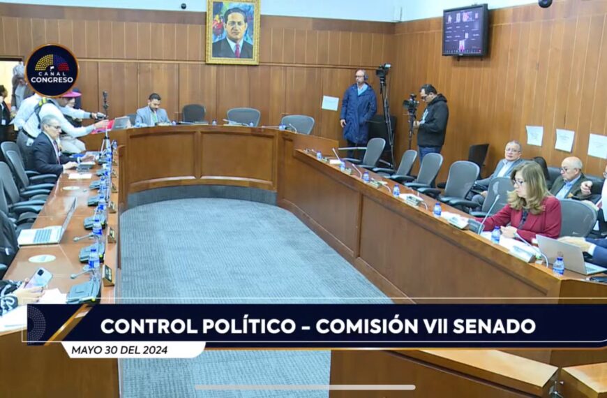 Debate de control politico a Ministro y Superintendente de Salud 2024