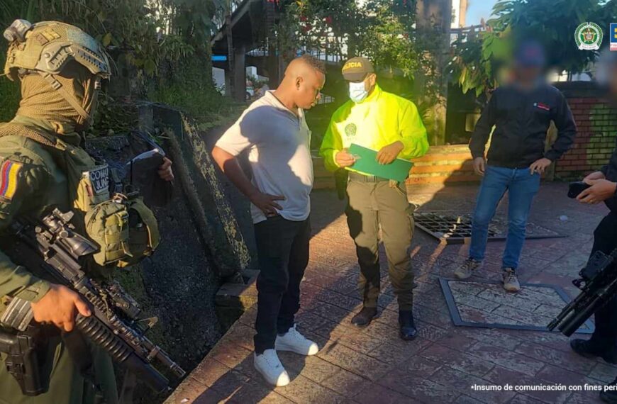 A la cárcel tres guardias de seguridad señalados de camuflar cocaína en contenedores que salían de Buenaventura…