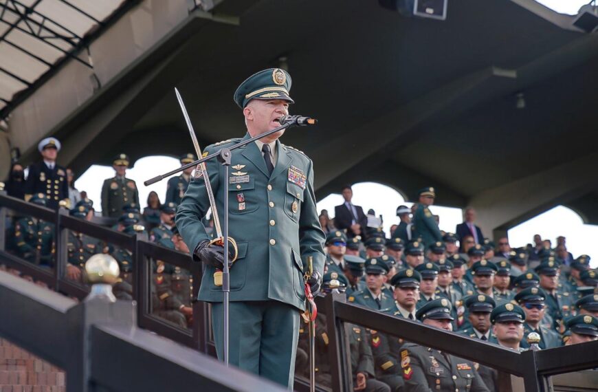 General Luis Emilio Cardozo, nuevo comandante de Ejército Colombia.