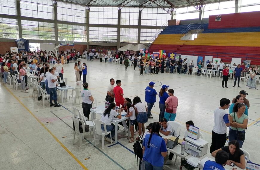 Cómo les va a migrantes venezolanos en la zona central de Colombia?