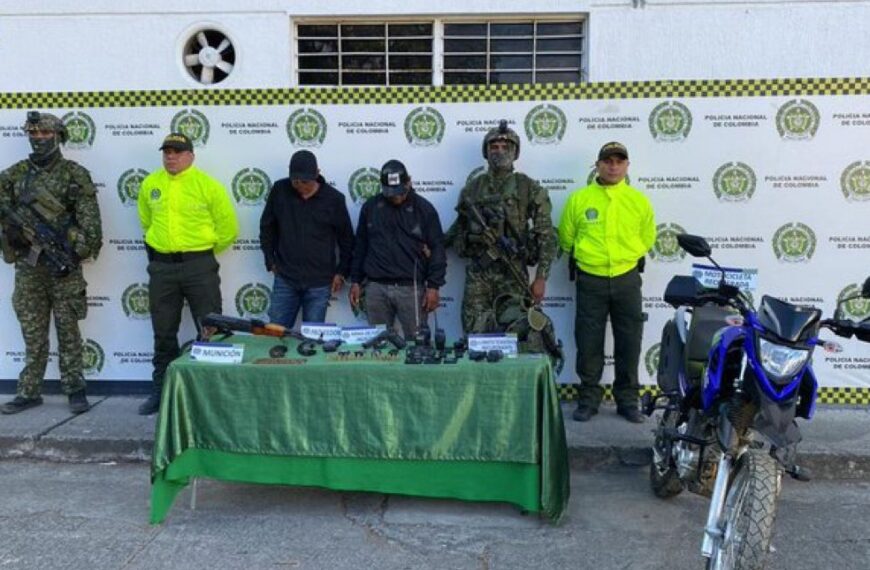 Cayeron alias «Mario» cabecilla del Clan del Golfo y alias «Sebastián».