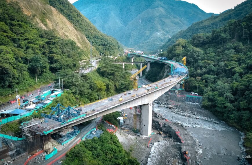 Viaducto 58 en vía Bogotá Villavicencio