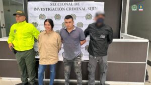 ce6563e5-5633-467d-8422-4314e5b5d251