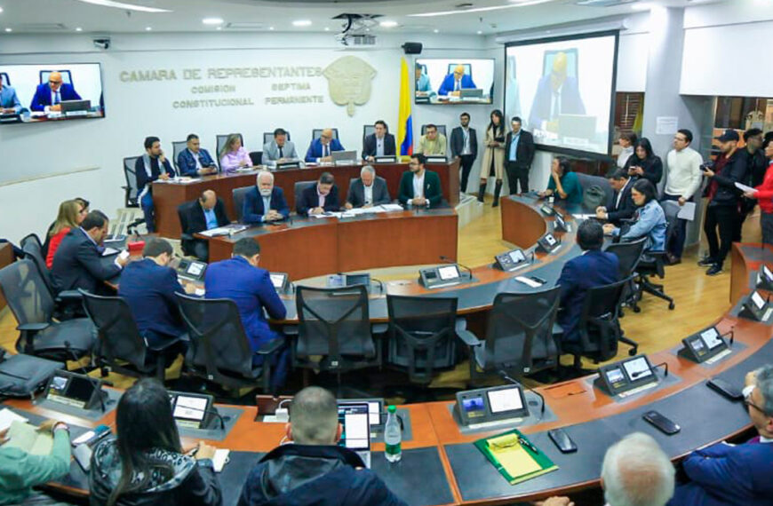 MinSalud y MinInterior instalan mesa técnica para debatir la Reforma a la Salud con diferentes sectores sociales.
