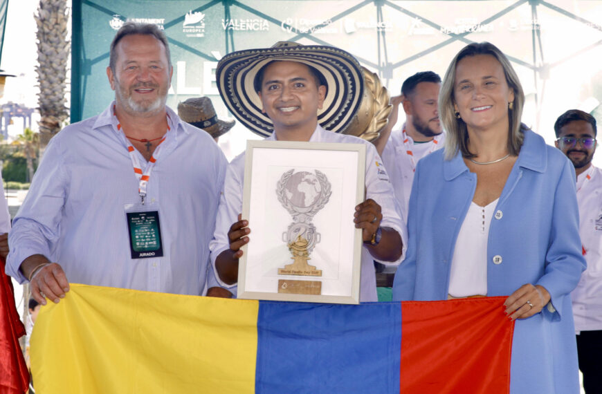 Miguel Ángel Moreno, el hispano colombiano embajador mundial de la paella