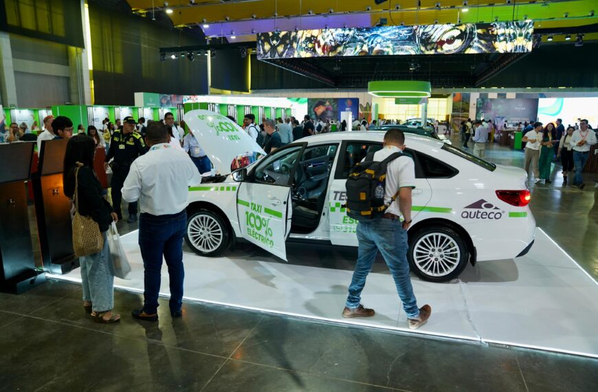 Conversión tecnológica de taxis.