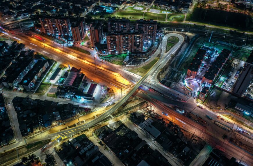 Puente nuevo, calle tercera con avenida 68 en Bogotá 2024.
