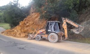 7a7f01f7-403c-4983-88df-26c944e92af3