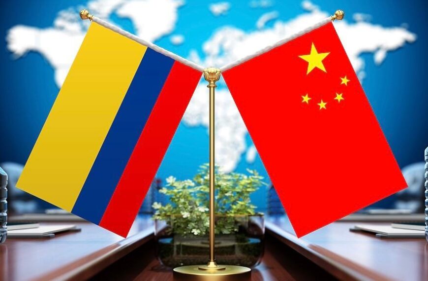 Acción pública de constitucionalidad contra cooperación China-Colombia 2025.
