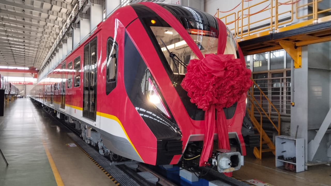 Primeros trenes Metro Bogot&aacute; junio 2025. &iquest;Qu&eacute; opinas?