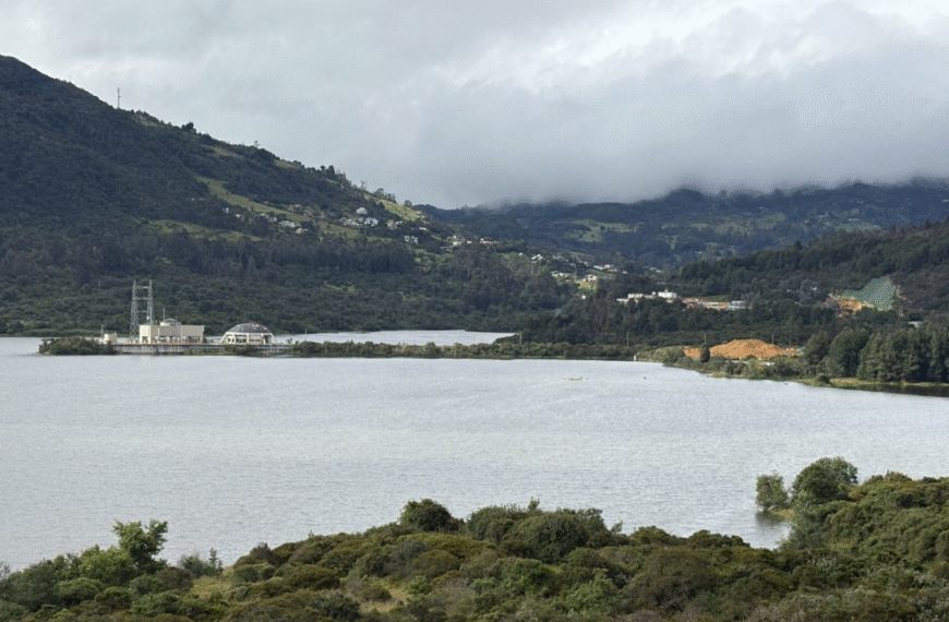 Vea represas de agua sistema Chingaza por encima del 90% en julio 2025.