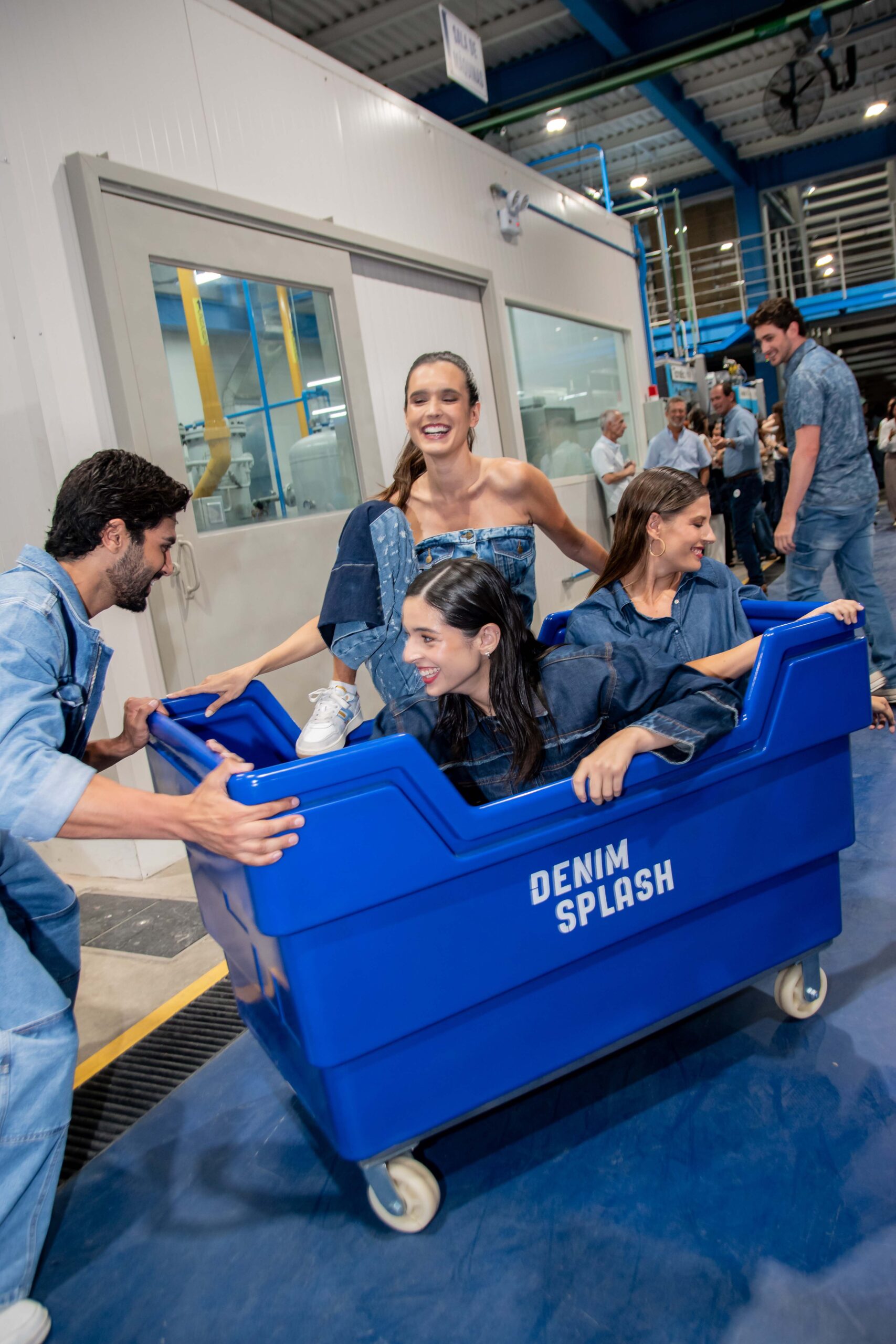 El Denim peruano conquista Colombiamoda y se abre paso en la regi&oacute;n