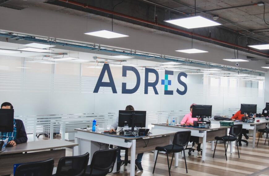 Así gira ADRES Colombia hacia «auditoría inteligente de cuentas médicas»