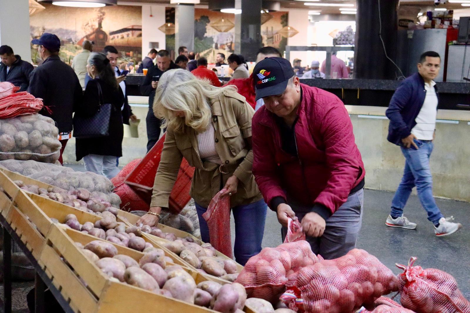 #cundipapa 2025. Gobernaci&oacute;n lanza estrategia &ldquo;Cundipapa&rdquo; para enfrentar crisis del sector papero en Cundinamarca.