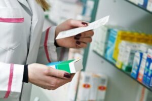 8_supersalud_refuerza_vigilancia_a_gestores_farmaceuticos-e1756239966875