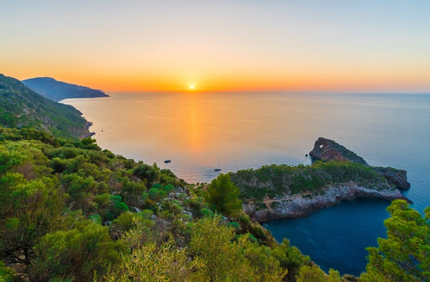 Mirador mar Mediterráneo zona Mallorca Bahía de Sóller