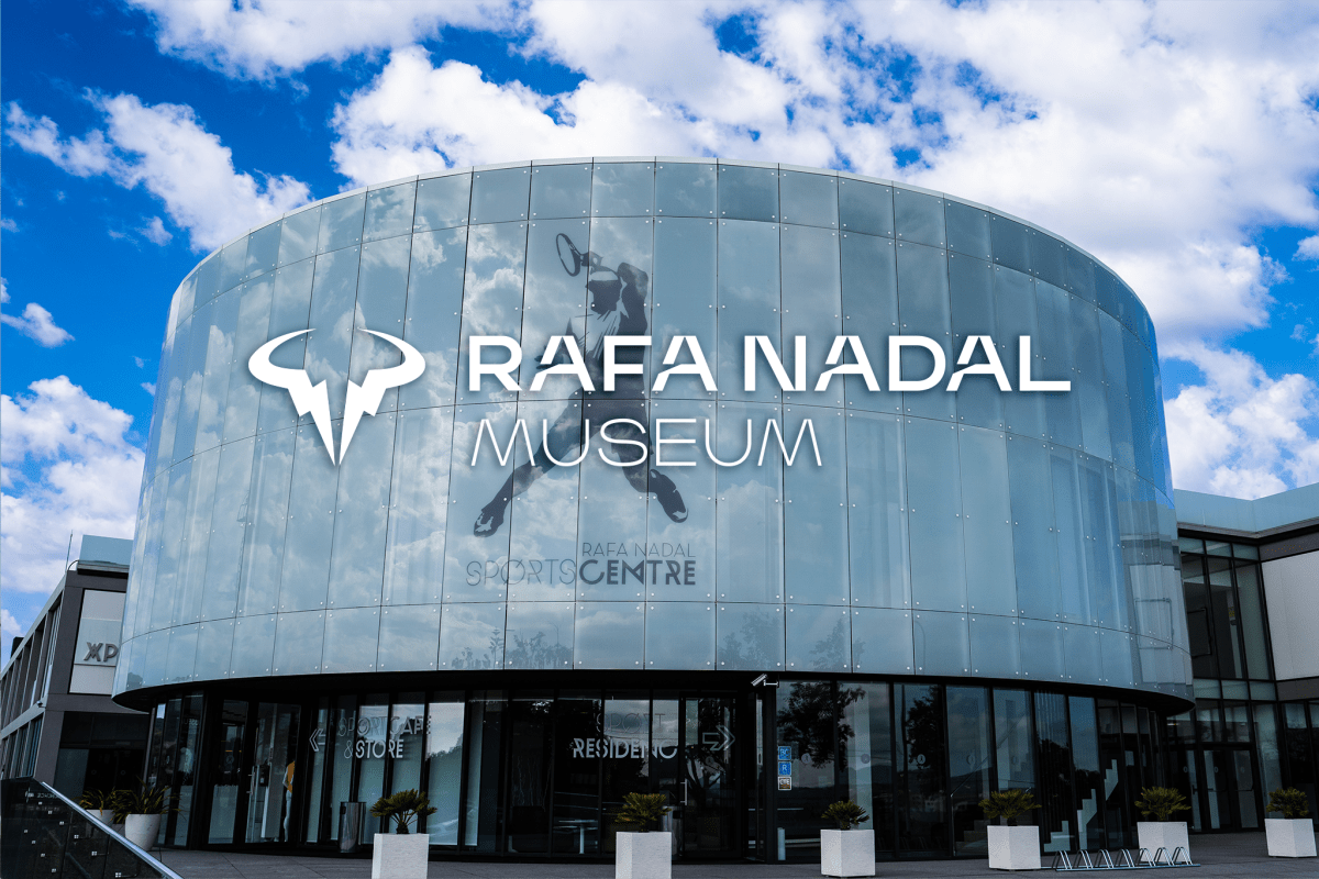 Academia Nadal. Ludismo. Manacor, pueblo m&aacute;s grande de Mallorca.