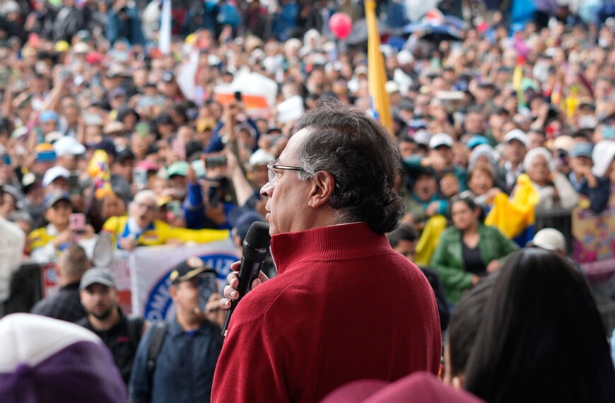 Qué piensa de proyecto Constituyente de Gobierno Petro?