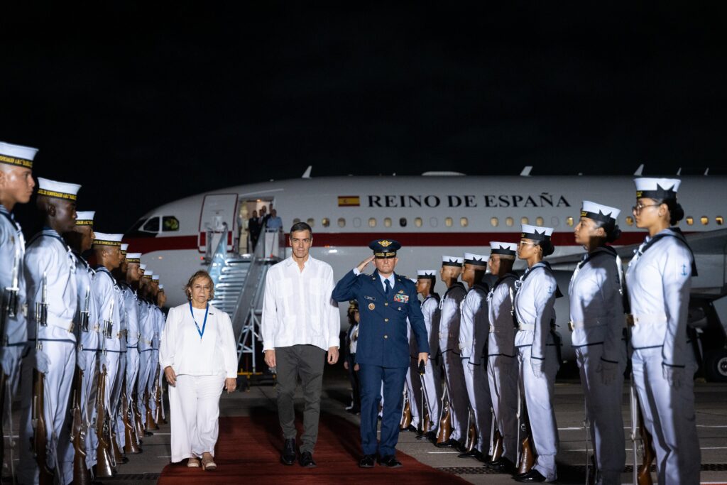 WhatsApp Image 2025-11-07 at 22.17.52 (3)