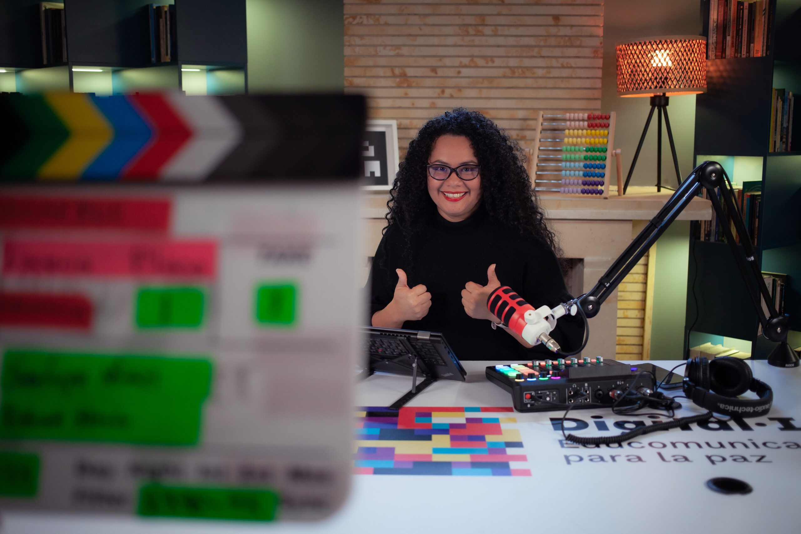 Los que encendieron la verdad: una ruta para ver, crear y transformar el mundo con AcadeMia Digital.IA