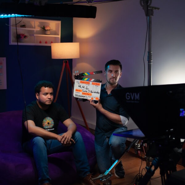 Aprende Transmedia con AcadeMia Digital.IA: crea universos para la paz en tiempos de desinformaci&oacute;n