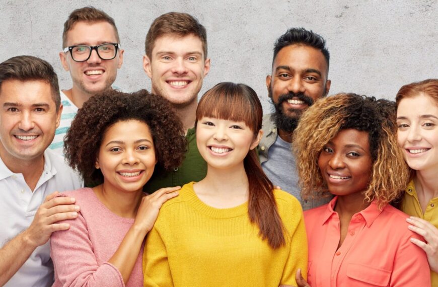 Ol&oacute;grafo: La dignidad racial&hellip;