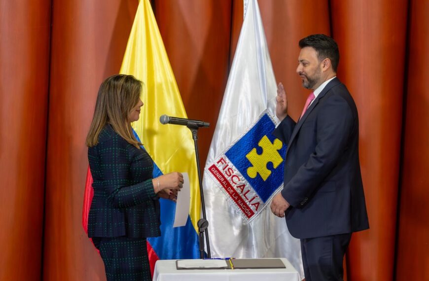 Nelson Andres Escobar Lopez, lidera Unidad de Investigaci&oacute;n Fiscalia Colombia, diciembre 2025