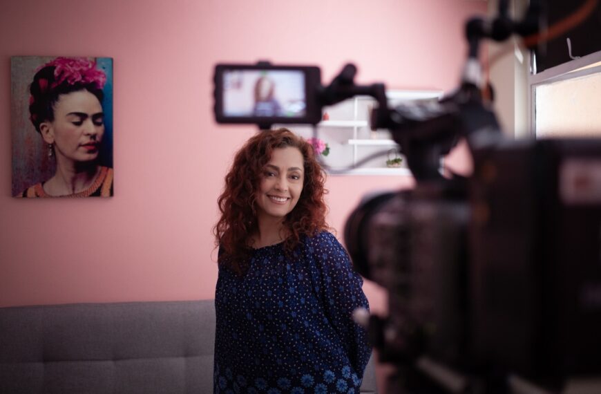 An&iacute;mate a ver la serie web creada para combatir la desinformaci&oacute;n en Colombia