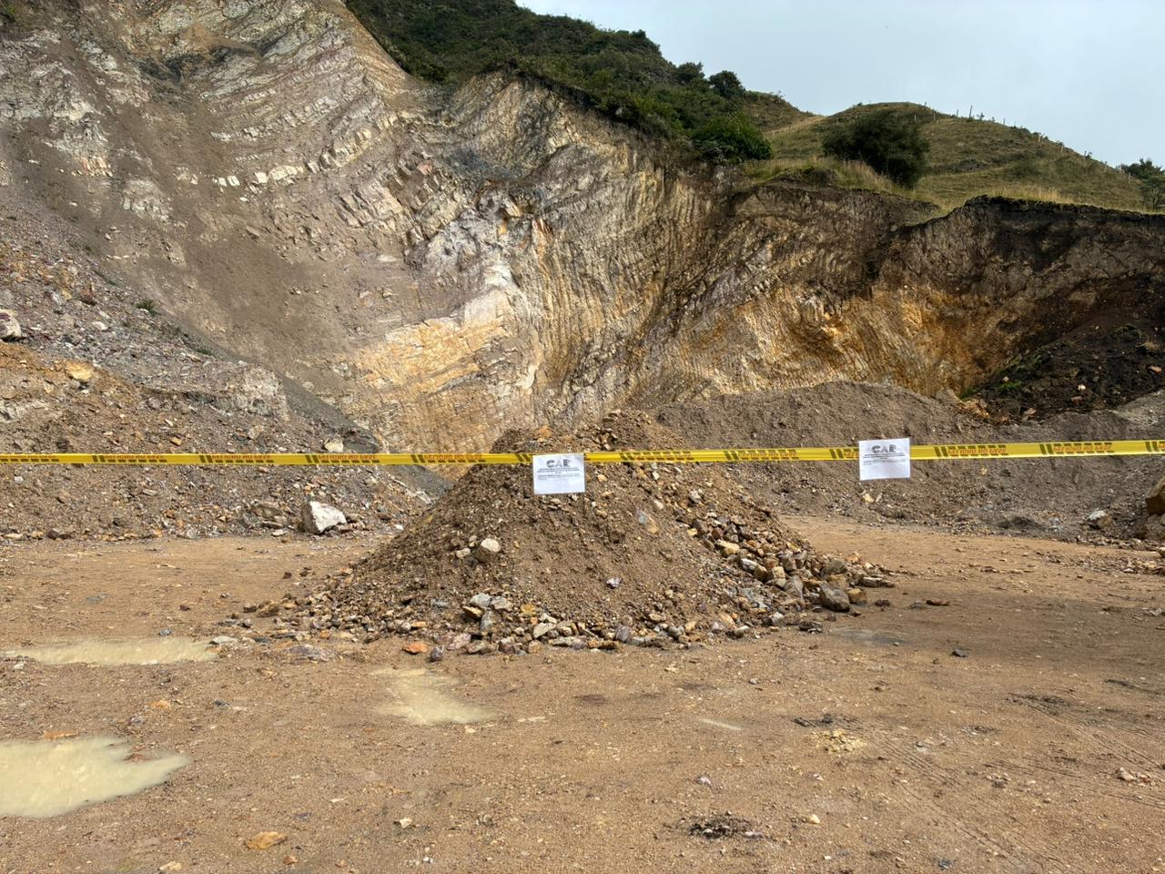 Freno a mineria cielo abierto en cuenca alta del Rio Bogota, enero 2026.
