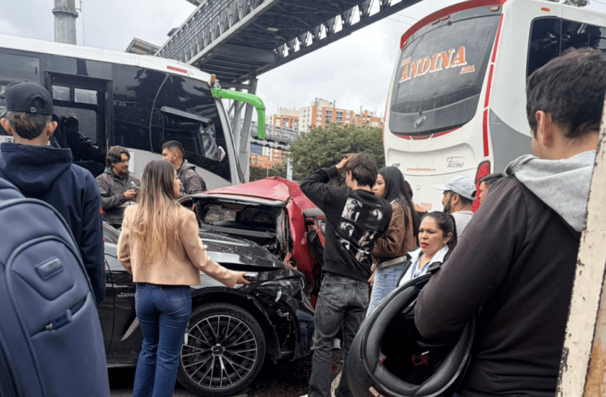 Accidente en la Autopista Norte con calle 187 deja una persona herida