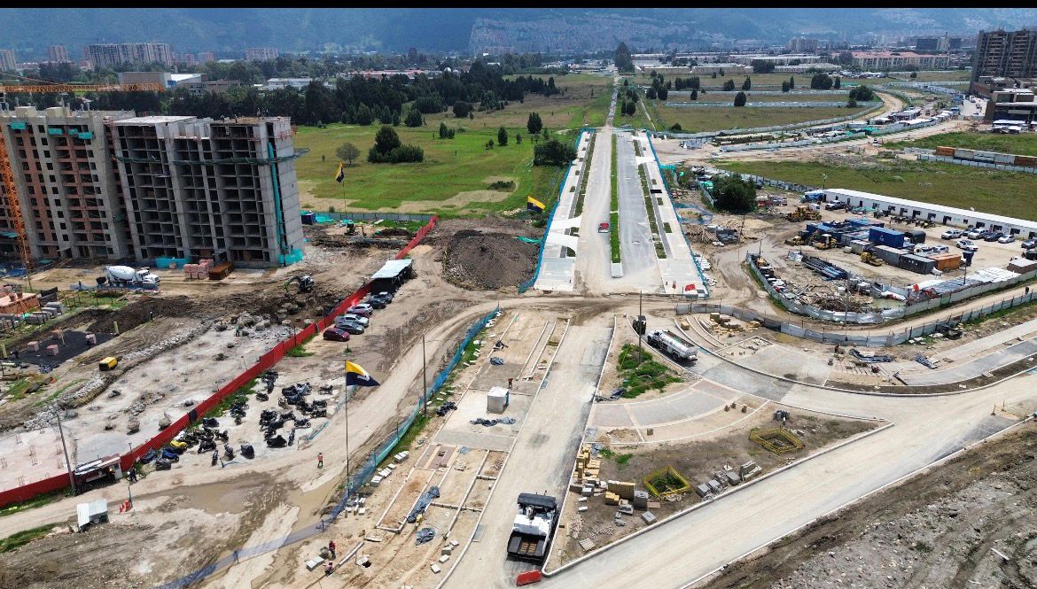 IDU supervisa avances en vías y espacio público del proyecto Lagos de Torca en Bogotá.
