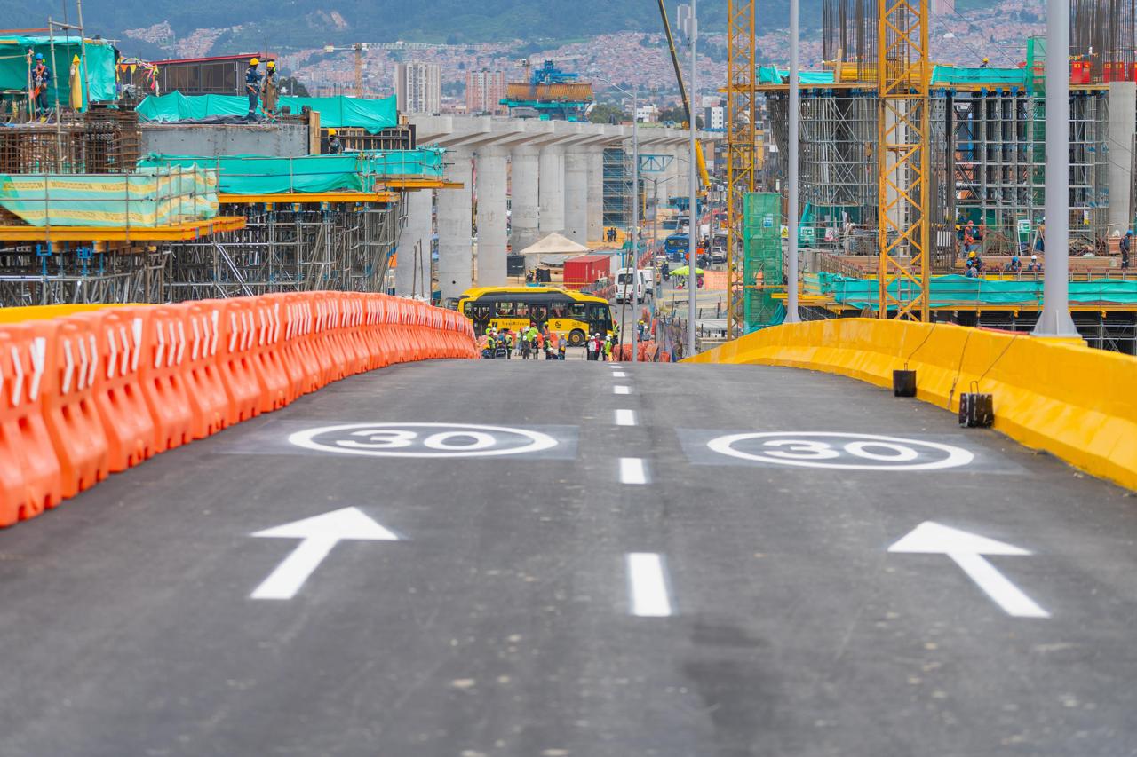 Bogot&aacute;, Puente Primero de Mayo con 68, estr&eacute;nalo, abril 2026.