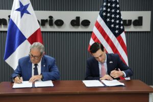 Firma del acuerdo de salud entre Estados Unidos y Bolivia para combatir enfermedades infecciosas en 2026